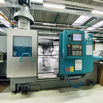 Machine CNC pour décolletage de précision